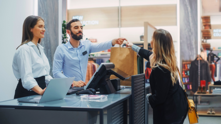 26_Q1_Hii_Blog CapEx vs. OpEx in Modern Retail Why your POS Strategy Matters More Than Ever_Creatives (1)